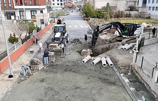 Çarşamba Belediyesi'nden sahada yoğun mesai