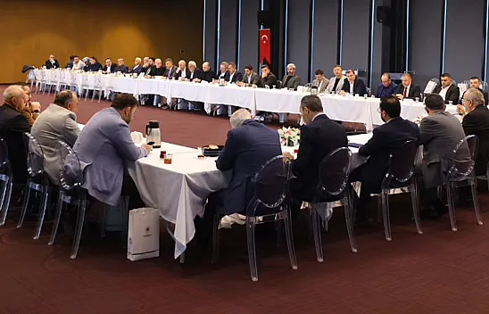 Samsun AK Parti'den eski ilçe başkanlarına vefa buluşması