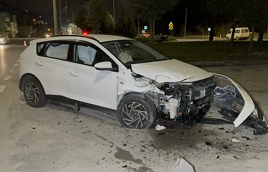 Samsun'da aynı kavşakta 9 yıl arayla ikinci kaza: 2 yaralı