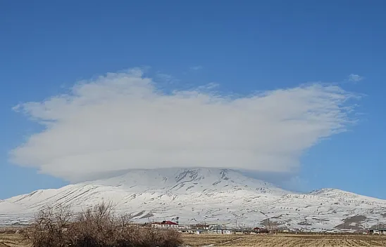 Ufo bulutları semada