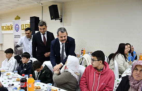 Vezirköprü'de yetim ve öksüz çocuklar için iftar programı