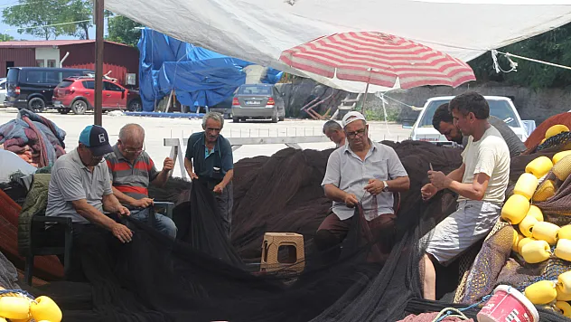 1 Eylül mesaisi başladı! Balıkçılar yeni sezon için ağ başında