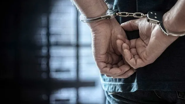 10 yıl hapis cezasıyla aranan şahıs yakalandı