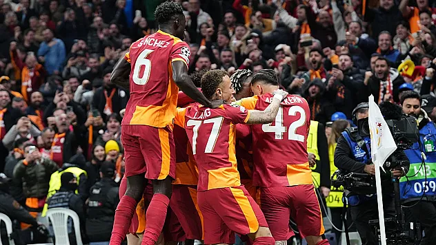 100'üncü yıl şampiyonluk planı: Napoli'de Noa Lang için bonservis indirimi