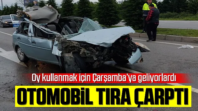 Oy kullanmak için memleketlerine giden ailenin aracı tıra çarptı: 1'i ağır 4 yaralı