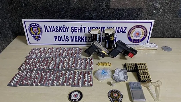 Şüpheli araçta uyuşturucu ele geçirildi: 5 gözaltı