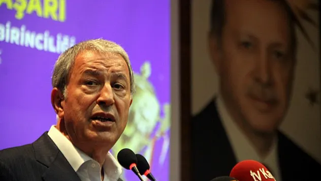 Depremzedelerin 'Tekirdağ' korkusuna Bakan Akar'dan 'Başımızın tacısınız' cevabı