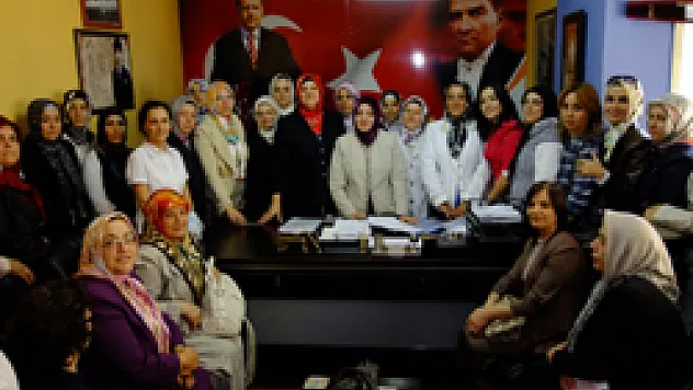 Bafra AK Partide Sebahat Akkurt güven tazeledi