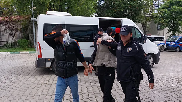 Samsun'da uyuşturucu ticaretinden 8 kişi adliyeye sevk edildi