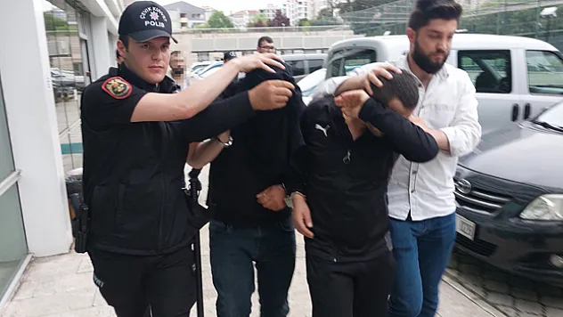 Samsun'da uyuşturucu ticaretinden 4 kişi tutuklandı
