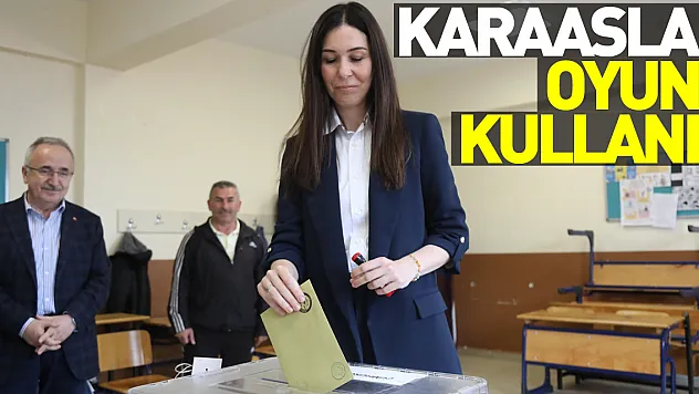 AK Parti Genel Başkan Yardımcısı Karaaslan, oyunu Samsun'da kullandı