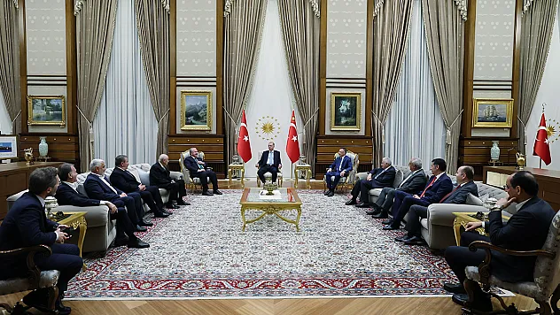 Cumhurbaşkanı Erdoğan, TBMM Başkanı Şentop ve Cumhur İttifakı liderlerini kabul etti