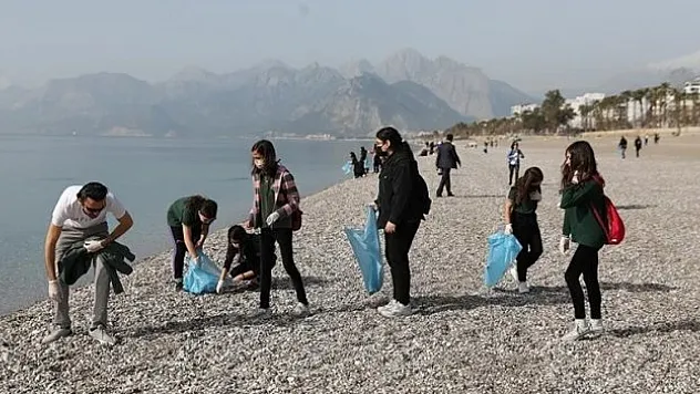 Sigaranın çevreye verdiği zararı göstermek için 'izmarit toplama' etkinliği yapılacak