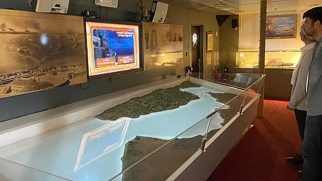 TCG Nusret N-16 Müze Gemisi Samsun'da ziyarete açıldı