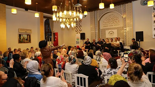 Samsun'da türkü gecesi