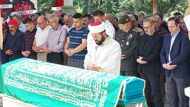 KARADENİZBİRLİK Genel Müdürü Erarslan'ın acı günü