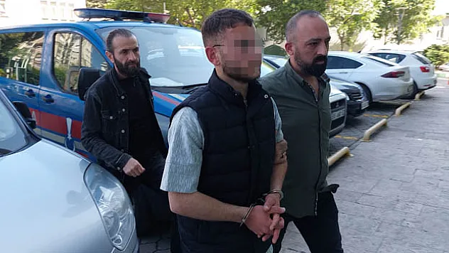 Ardahan'da kardeşini bıçaklayıp Samsun'da yakalanan şahıs tutuklandı