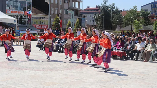 Asarcık'ta Hayat Boyu Öğrenme Haftası kutlandı