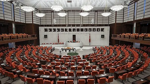 Yeni yasama döneminde gözler Meclis'te olacak
