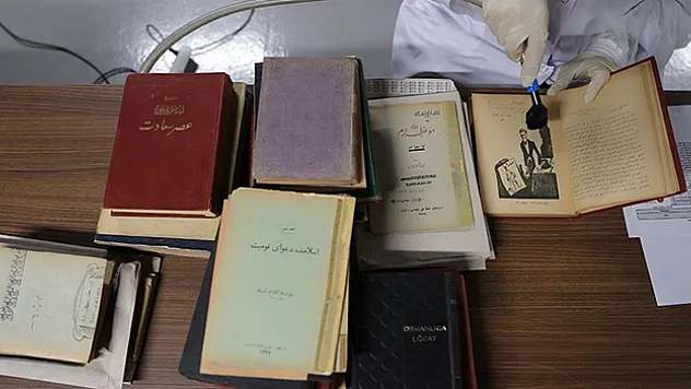 Yüzlerce yıllık eserler Cumhurbaşkanlığı Millet Kütüphanesi'nde 'şifa' buluyor