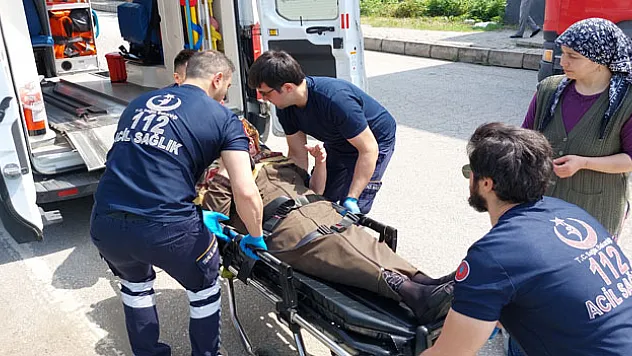 Samsun'da minibüs hafif ticari araçla çarpıştı: 3 yaralı