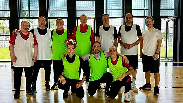 Cumhurbaşkanı Erdoğan basketbol maçı yaptı
