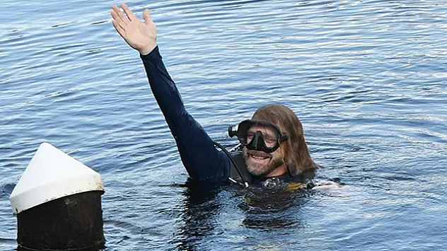 'Denizaltında en uzun süre yaşama' rekorunu kıran bilim insanı yüzeye çıktı