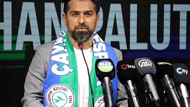 Çaykur Rizespor'da teknik direktör İlhan Palut'la 1 yıllık sözleşme imzalandı