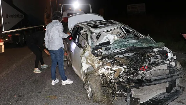 Havza'da kontrolden çıkan araç takla attı: 2 yaralı