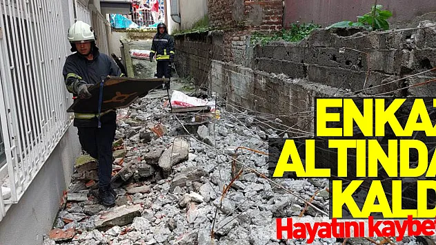 Odunluk yıkılırken çöktü, 1 işçi hayatını kaybetti