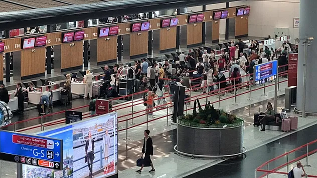 İstanbul Havalimanı'nda tüm zamanların yolcu rekoru kırıldı
