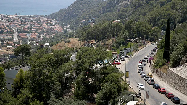 Muğla'ya üç günde 113 bine yakın araç girişi oldu