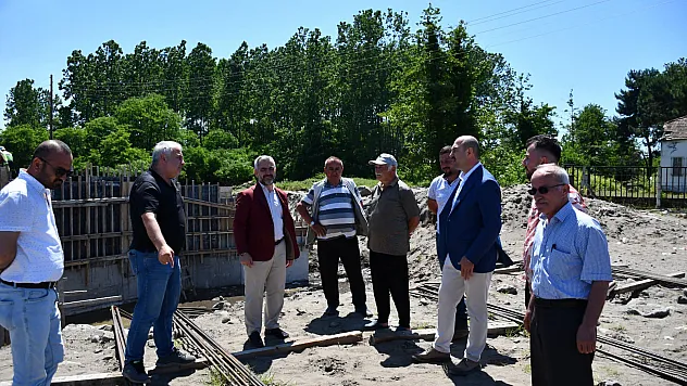 Terme Belediye Başkanı Kılıç menfez ve köprü çalışmalarını inceledi