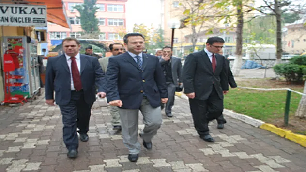 Vali Hüseyin Aksoy Vezirköprü'de