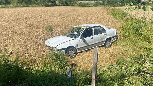 Samsun'da devrilen otomobilin sürücüsü yaralandı