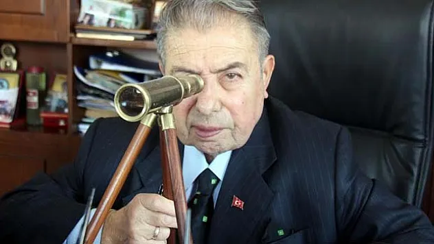 Titanic'in çanı sahipsiz kaldı: Tuncer Üçüncüoğlu son yolculuğuna uğurlandı