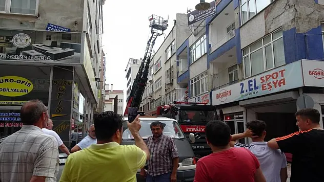 Çatı katında yangın