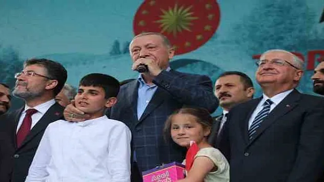 Cumhurbaşkanı Erdoğan: 'Emeklilerimizi enflasyona ezdirmeme sözümüzü tutuyoruz'