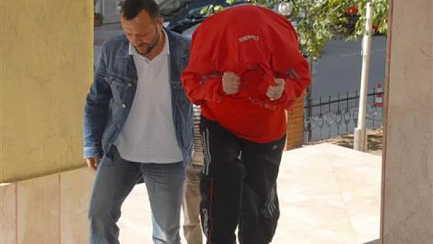 Otele fuhuş baskını