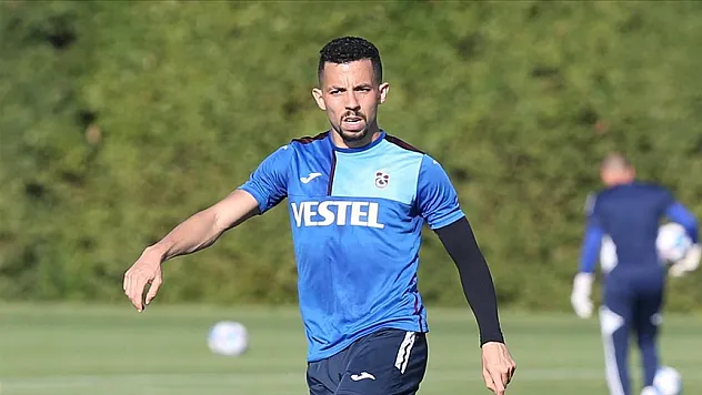 Trabzonspor, Flavio'yu Suudi Arabistan'ın Al Taawoun Kulübüne kiraladı