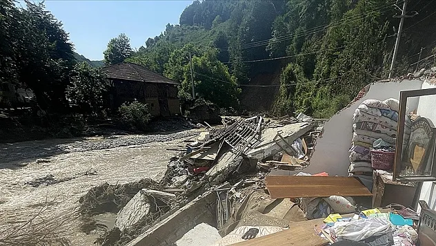 Düzce'de selden etkilenen ailelere 5'er bin liraya kadar destek verilecek