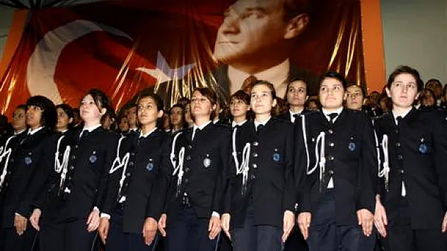 Polis adayları ders başı yaptı