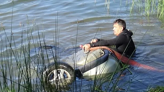 Fotoğraf çekmek için araçtan indi, hayatının şokunu yaşadı