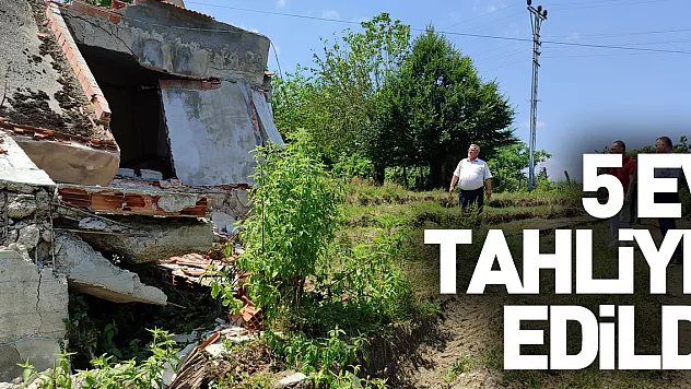 Samsun'un Salıpazarı ilçesinde zeminindeki kayma nedeniyle 5 ev daha tahliye edildi