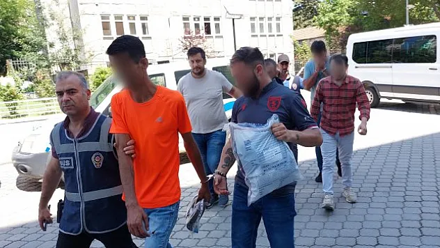 Samsun'da aranan şahıslara operasyon: 23 gözaltı