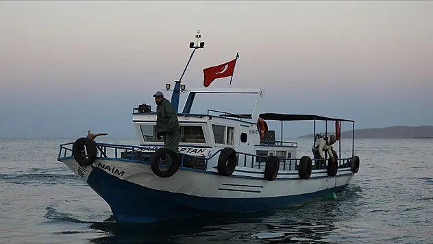 Van'da balıkçılar 'vira bismillah' dedi