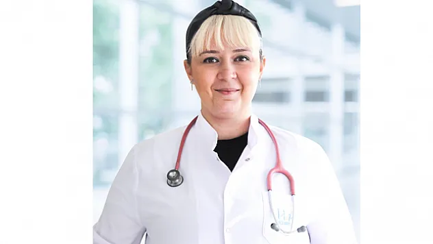 Uzmanından uyarı: 'El, ayak ve ağız hastalığı havuz suyundan bulaşabilir'