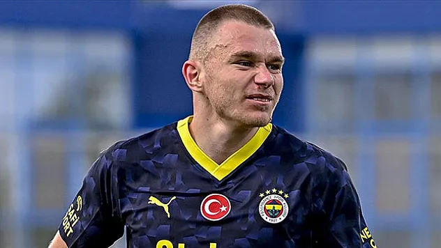 Fenerbahçe, Szalai'nin 12,3 milyon avro bedelle Hoffenheim'a transfer olduğunu açıkladı
