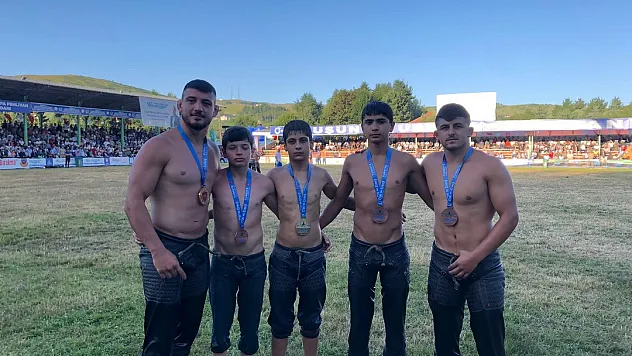 İlkadımlı sporculardan 7 madalya