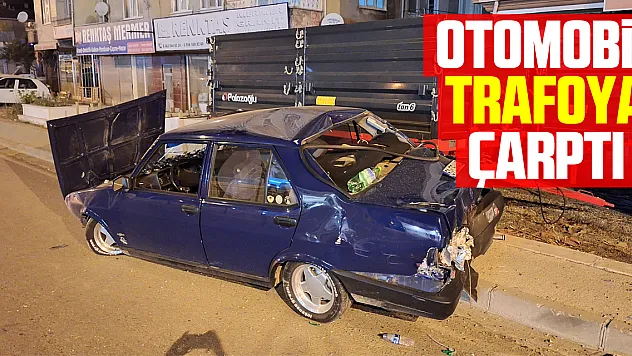 Otomobil trafoya çarptı
